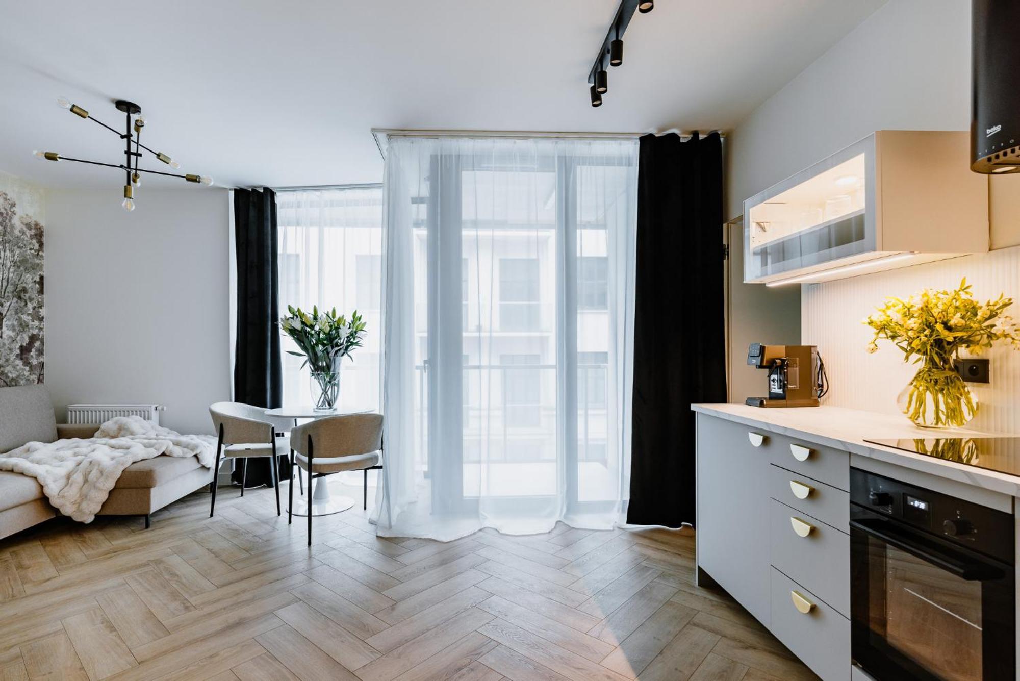Arte Reduta 172-1- Faktura Vat Garaz Apartament *